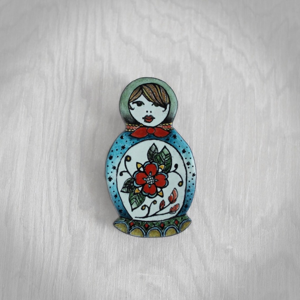 Hand Painted Enamel Russian Nesting Doll Matryoshka Pin Brooch